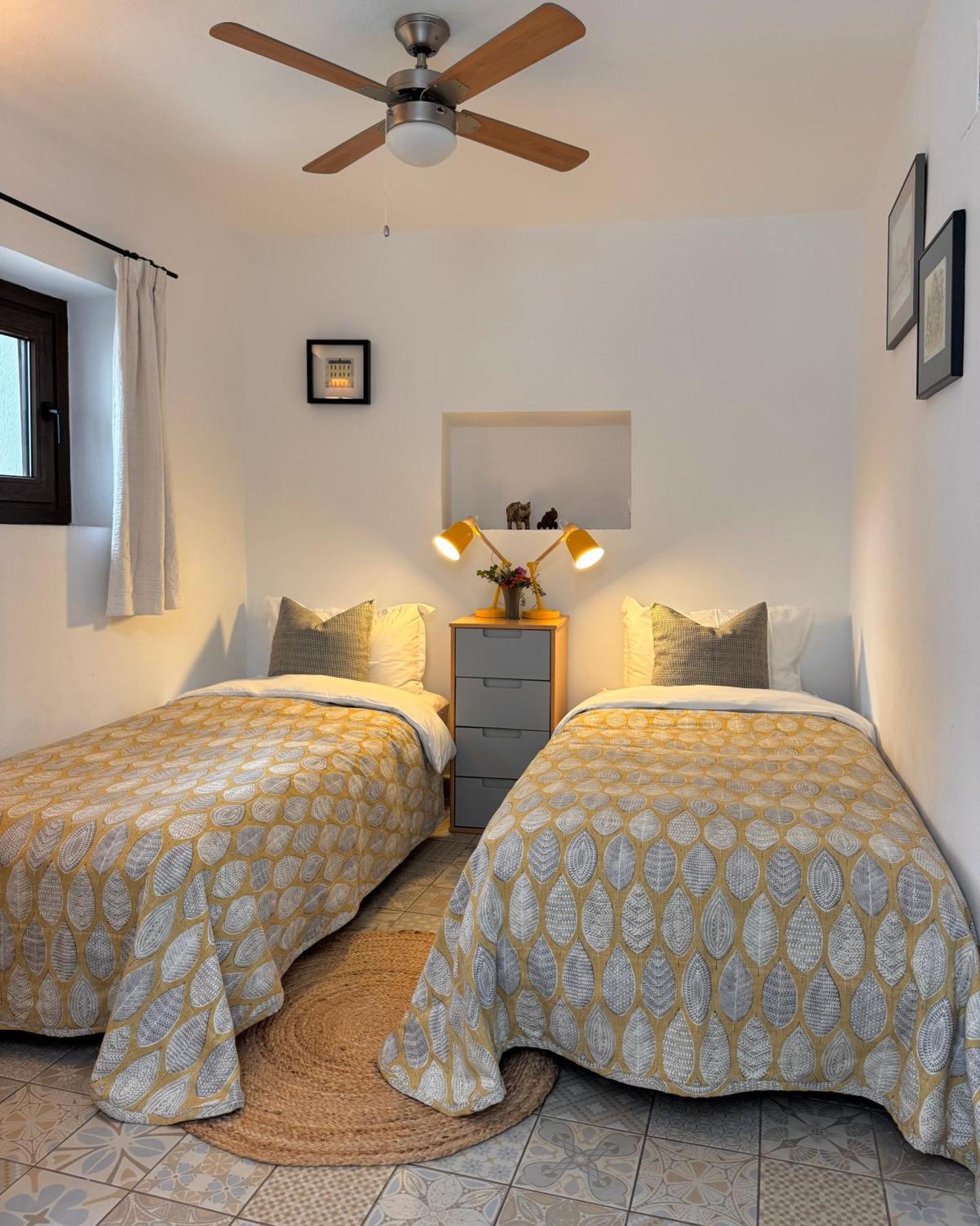 Almond Hill House Villa Orgiva Exterior photo
